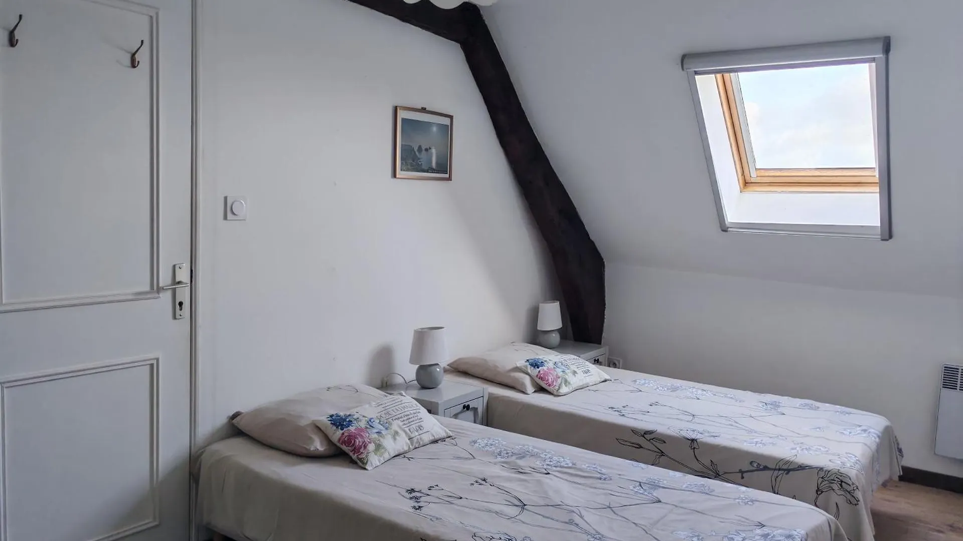 펜션 Cottage Lavandes Et Cottages Roses Credin 프랑스