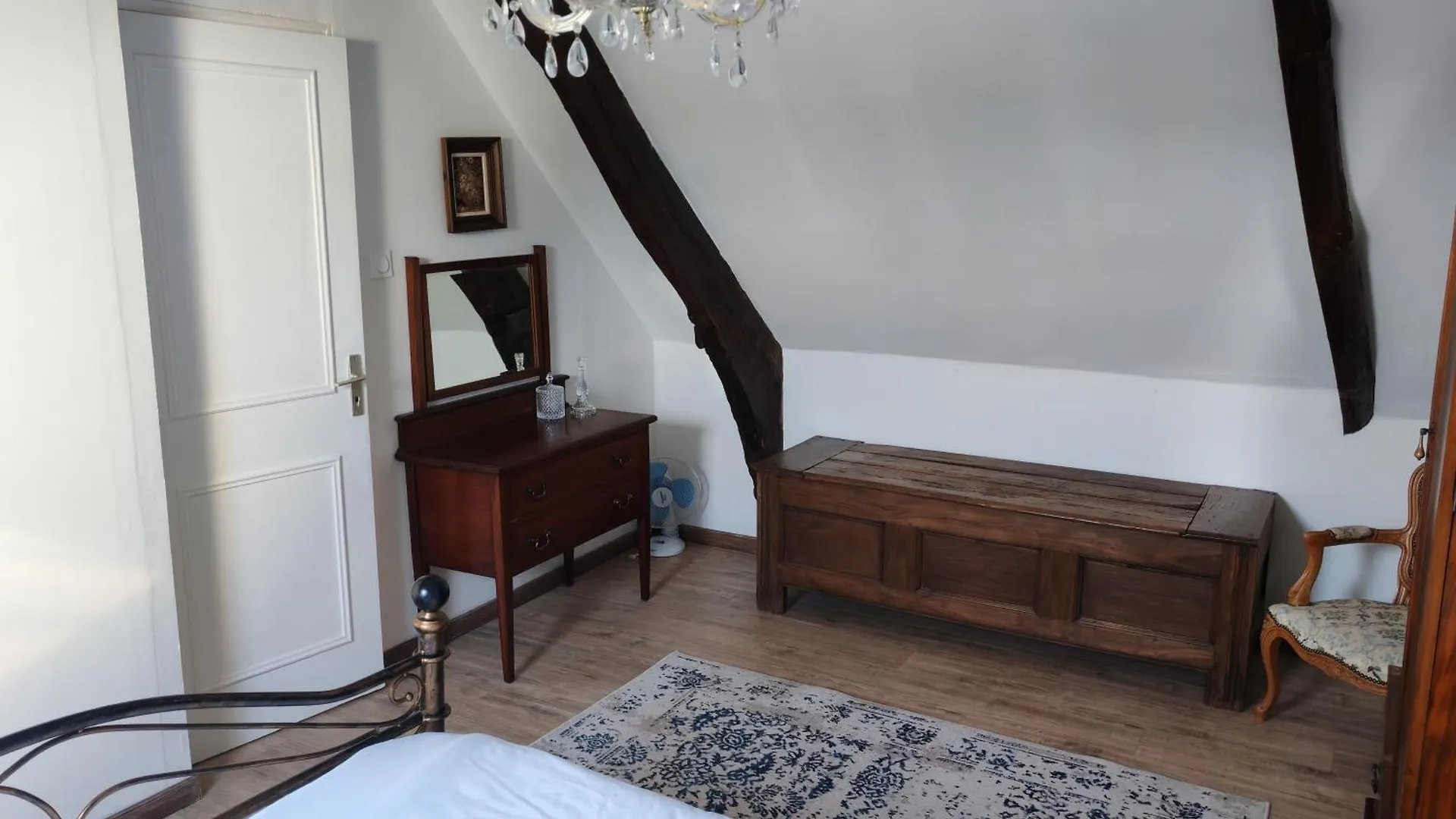 Cottage Lavandes Et Cottages Roses Credin 펜션